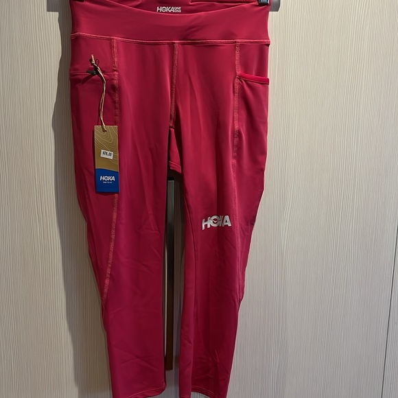 HOKA ONE ONE performance capri tight - NWT - Picture 8 of 8